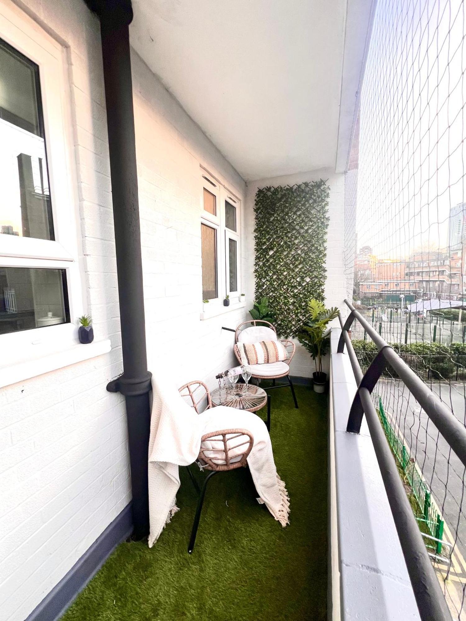 Appartamento 3 Minutes To Tower Of Trendy Shoreditch Recently Refurbished 3 Bedrooms Sleeps 8