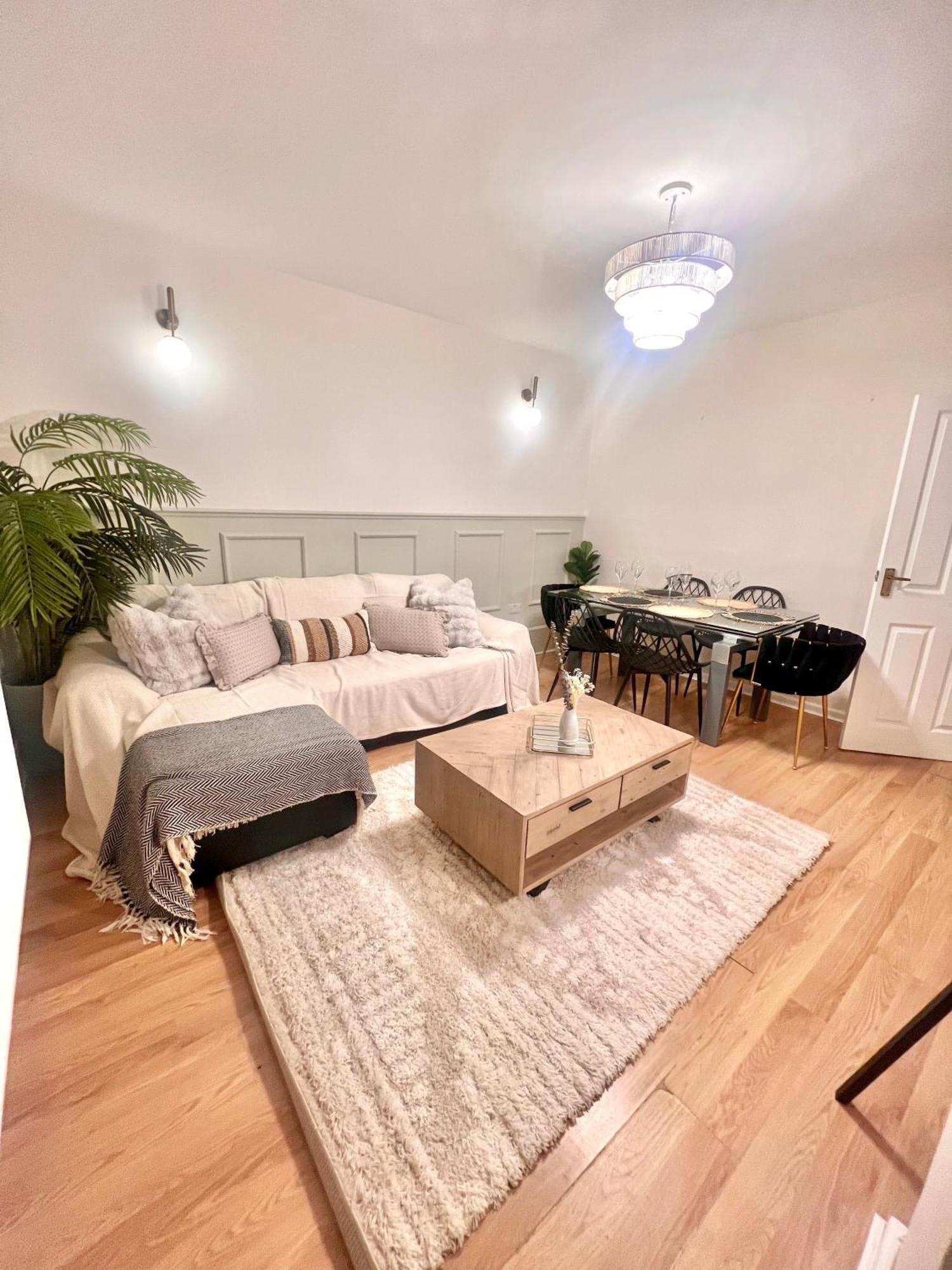 3 Minutes To Tower Of Trendy Shoreditch Recently Refurbished 3 Bedrooms Sleeps 8 Appartamento