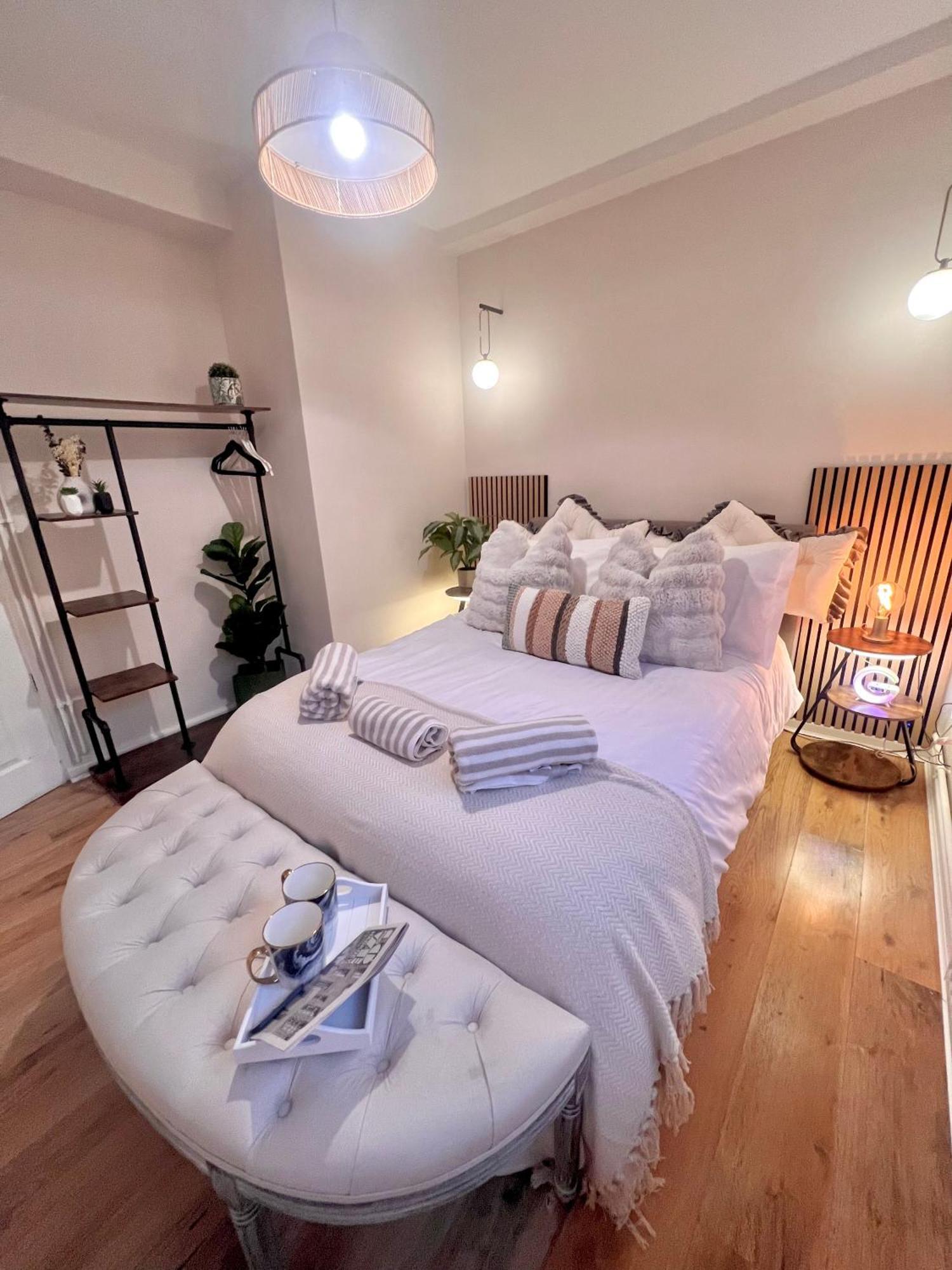 Appartamento 3 Minutes To Tower Of Trendy Shoreditch Recently Refurbished 3 Bedrooms Sleeps 8 Londra
