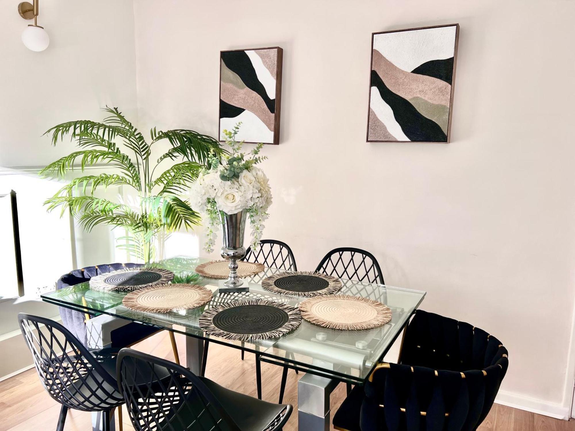 3 Minutes To Tower Of Trendy Shoreditch Recently Refurbished 3 Bedrooms Sleeps 8 * Londra