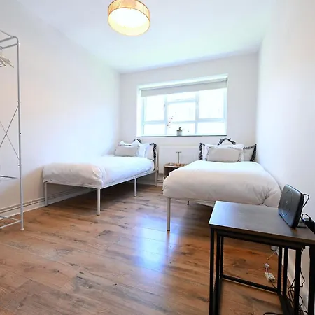 Central City 3 Minutes To Tower Of London Trendy Shoreditch Recently Refurbished 3 Bedrooms Sleeps 8 Exterior photo
