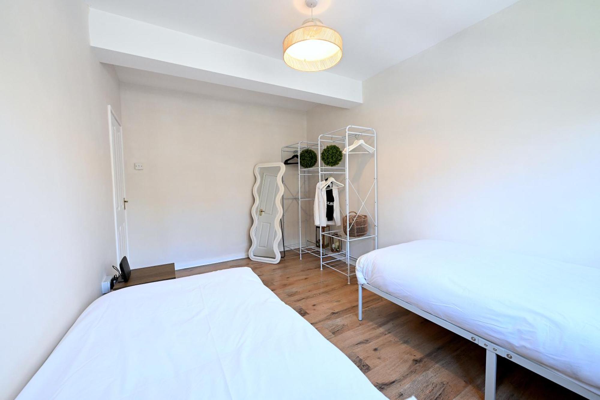 3 Minutes To Tower Of Trendy Shoreditch Recently Refurbished 3 Bedrooms Sleeps 8 Appartement Londres